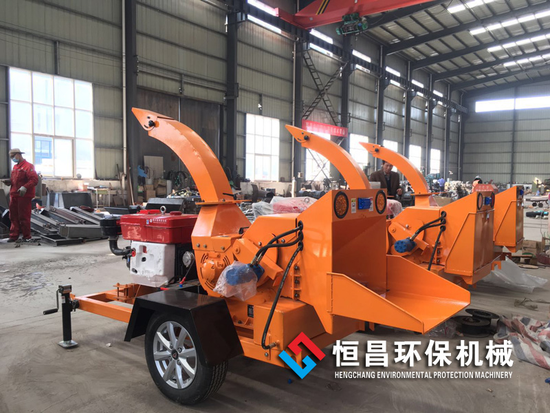 廠家直銷移動式柴油樹枝粉碎機園林綠化枝條木材粉碎機